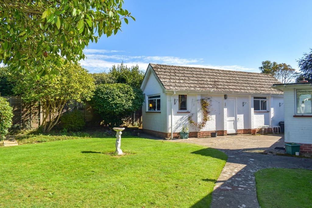 Property photo 3 of 14