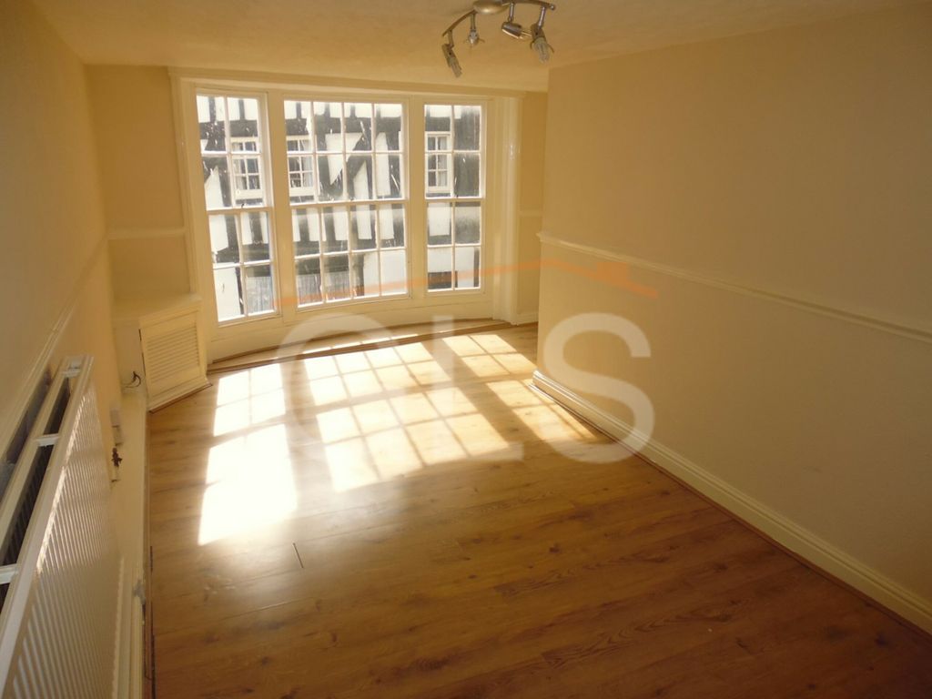 Property photo 2 of 7 Lounge.Jpg