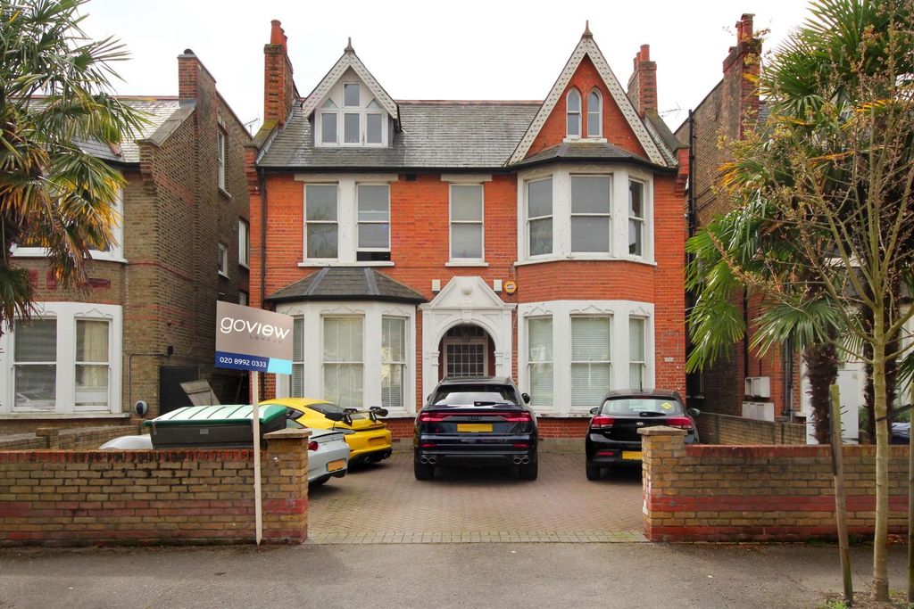 Property photo 1 of 10