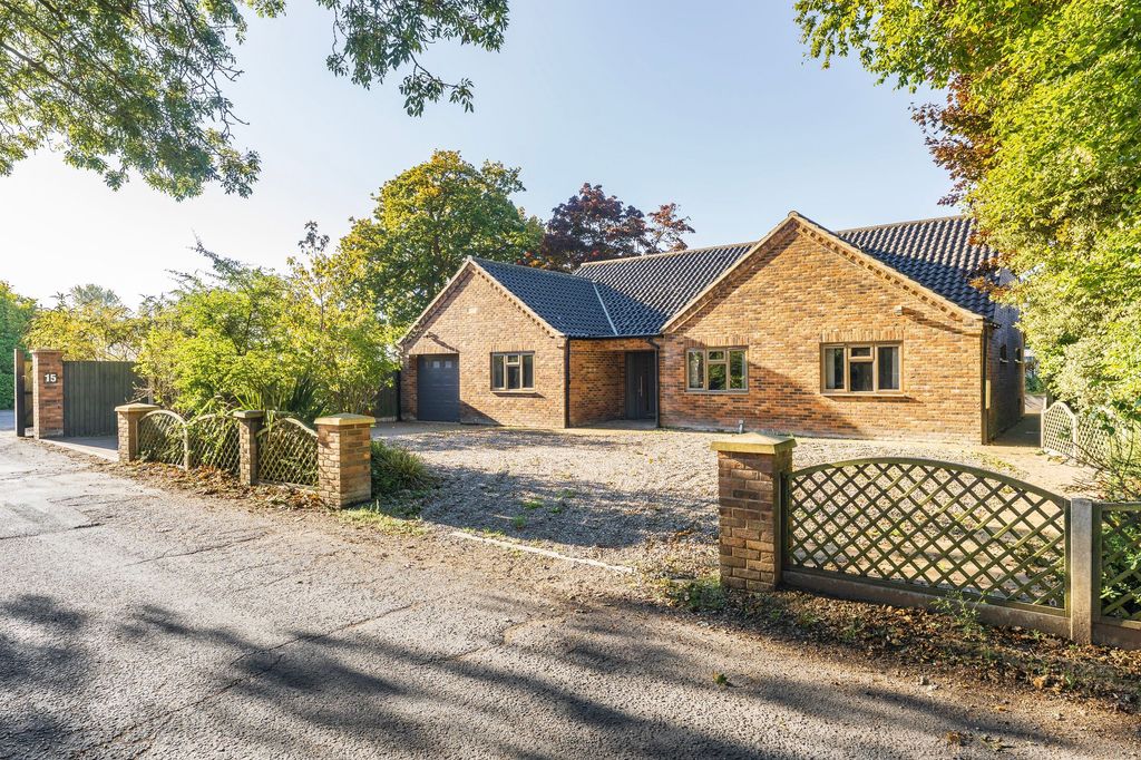 Property photo 1 of 24