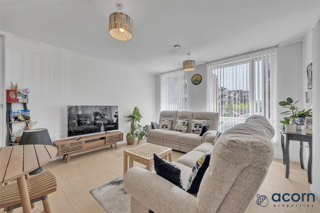 Property photo 2 of 18 Picture No. 05