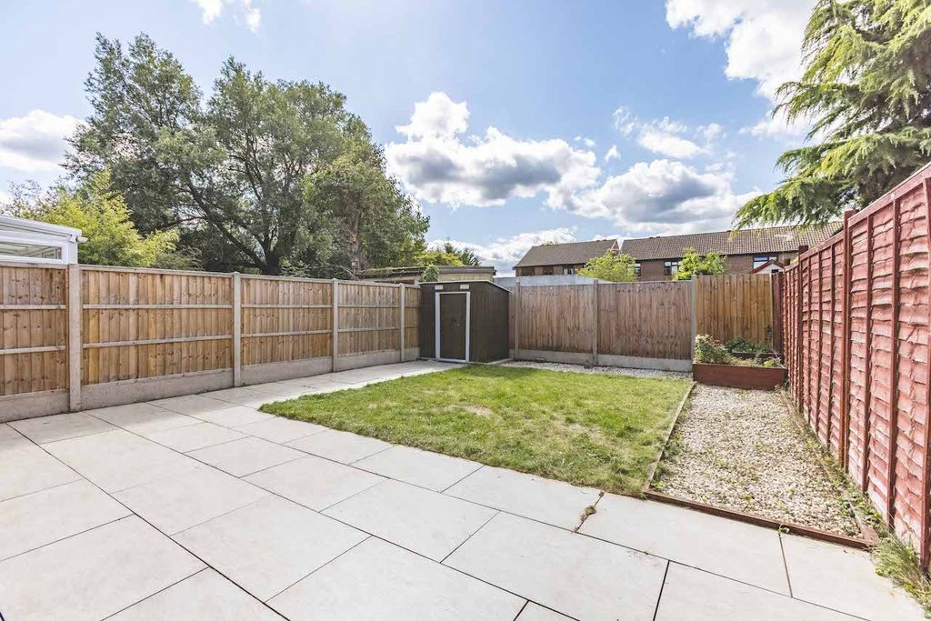 Property photo 2 of 15