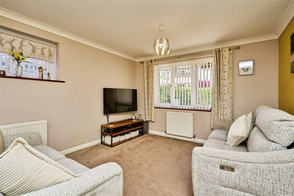 Property photo 3 of 13 Picture No. 12