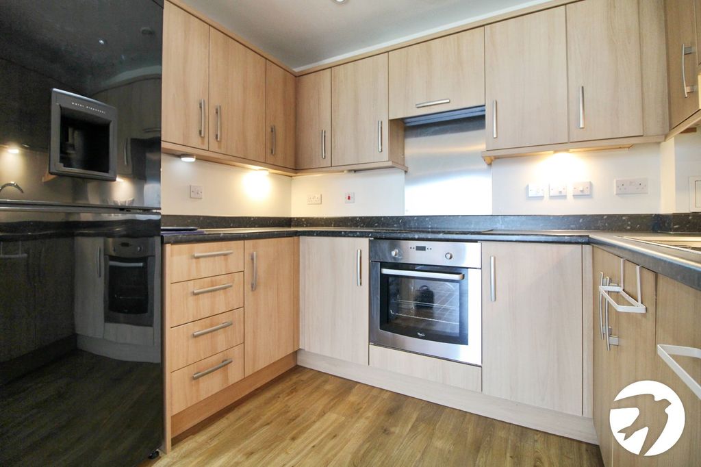 Property photo 3 of 8 Picture No. 02