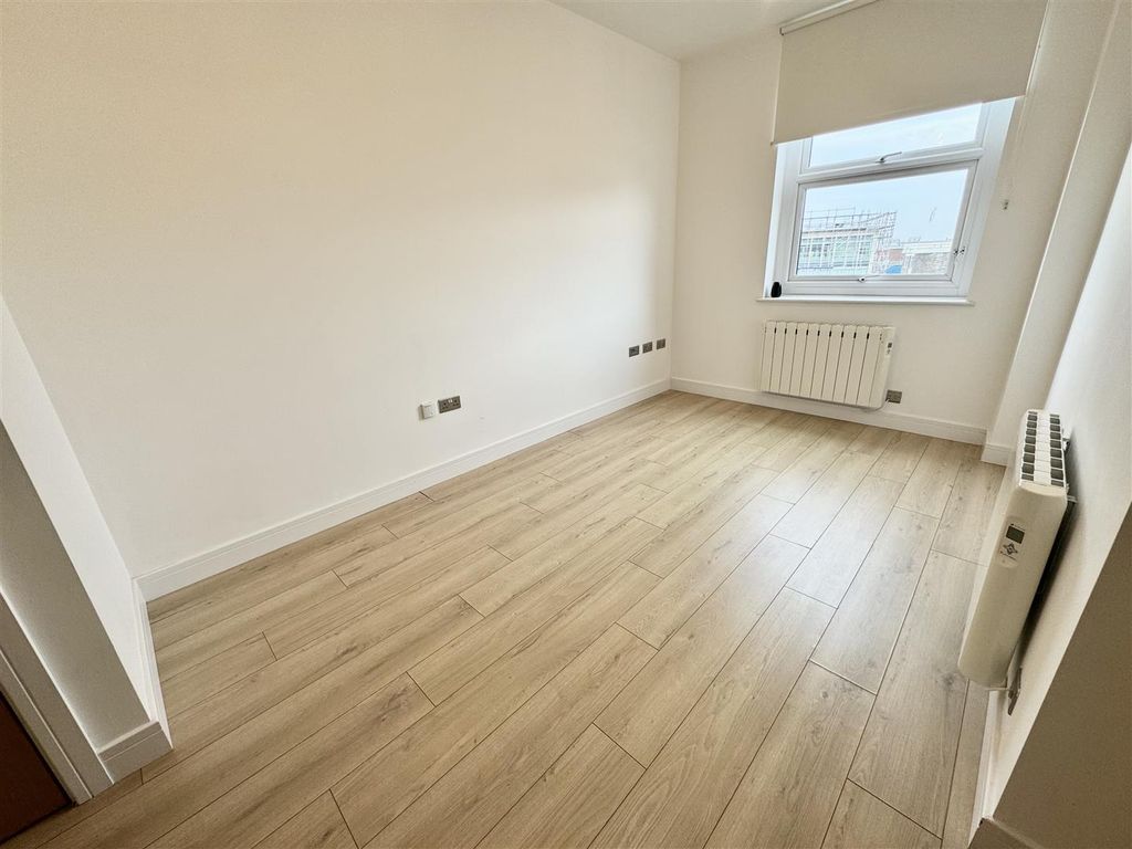 Property photo 3 of 7 Img_8517.Jpg