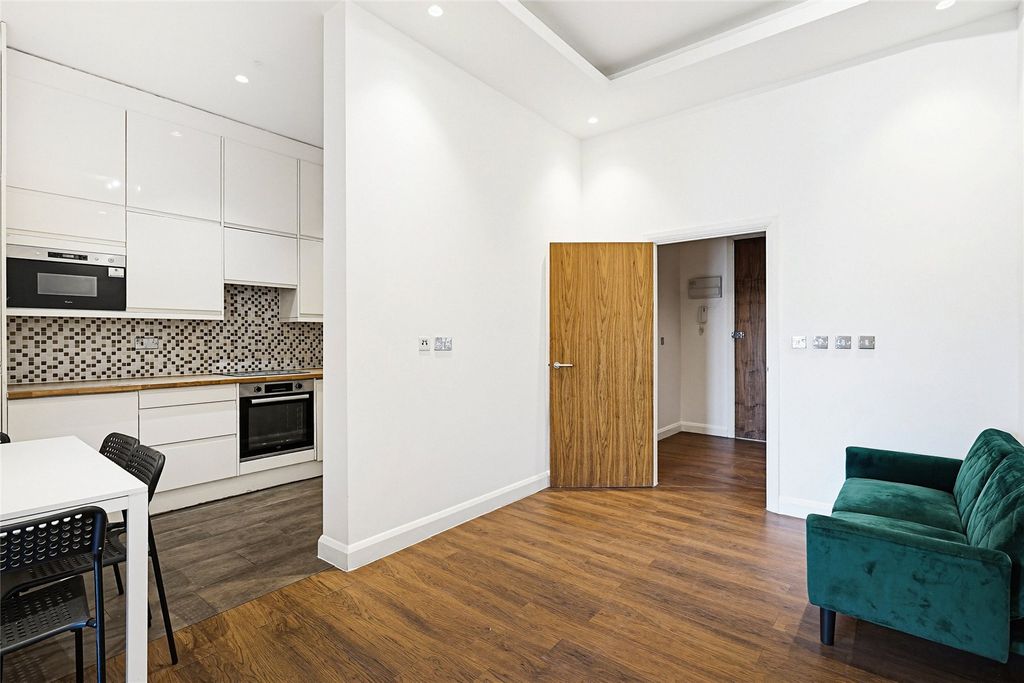 Property photo 1 of 12 Picture No. 05