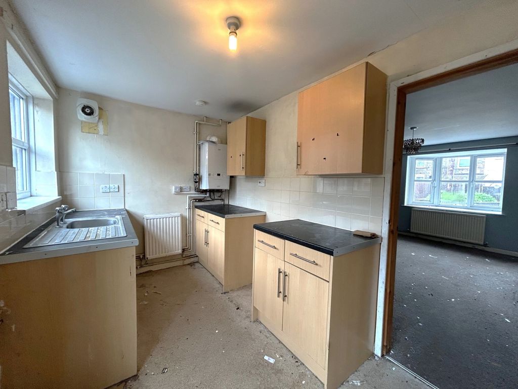 Property photo 3 of 8 Sss