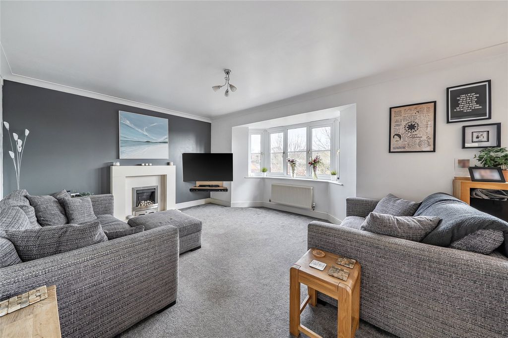 Property photo 3 of 18 Picture No. 19