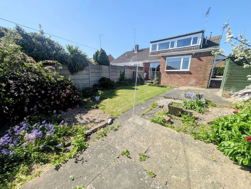Property photo 2 of 16 Photo 11