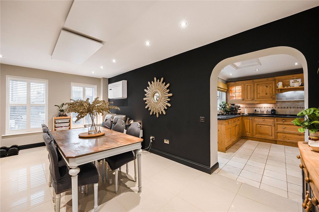 Property photo 3 of 17 Picture No. 03