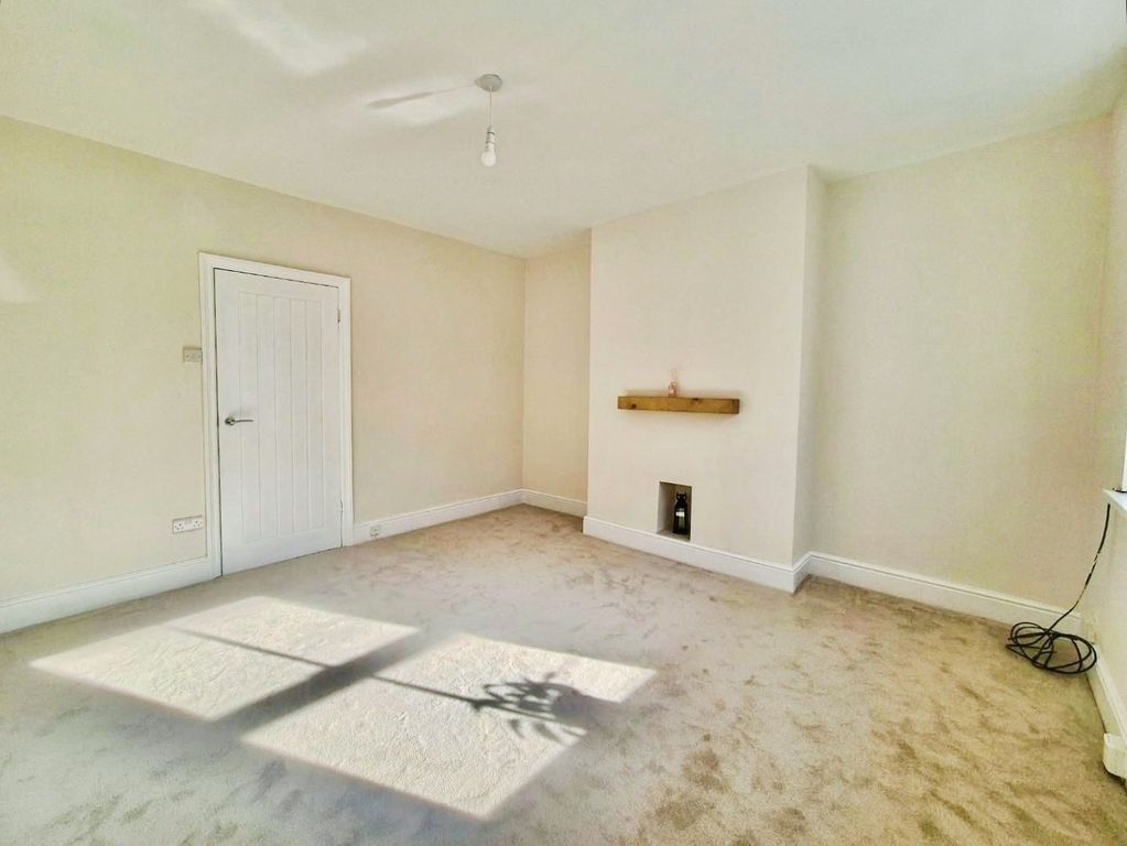 Property photo 3 of 17 Pbox-Img.Jpg