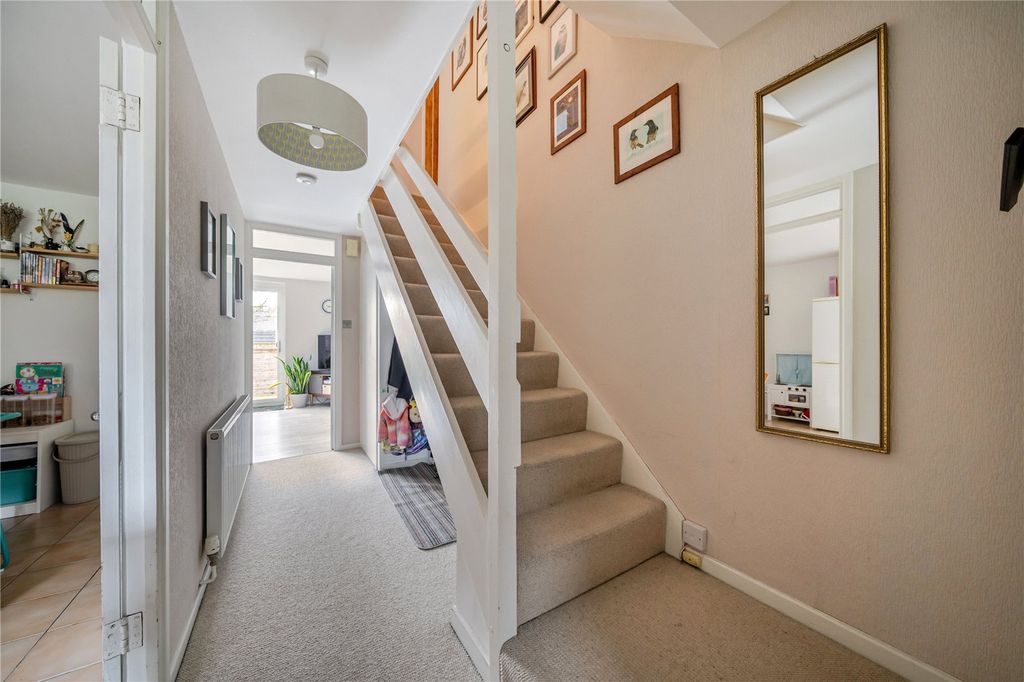 Property photo 3 of 17 Picture No. 10