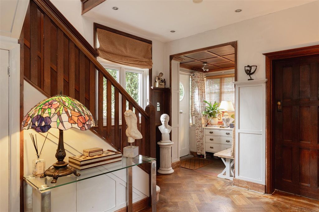 Property photo 3 of 23 2.Jpg