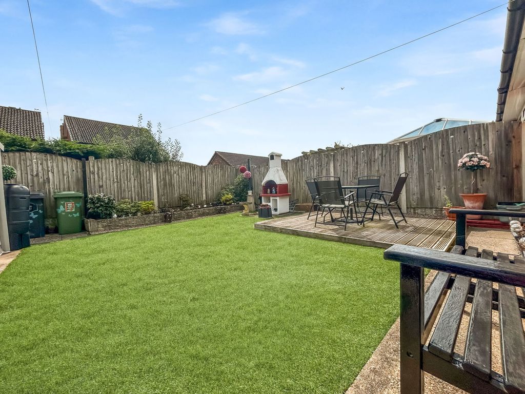 Property photo 3 of 23