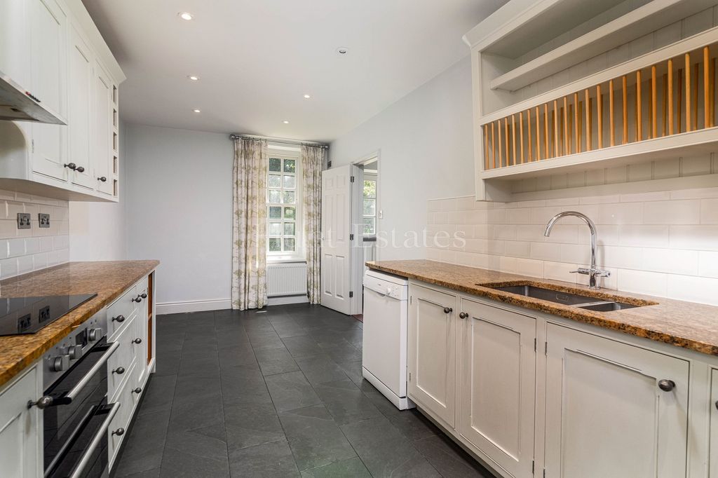 Property photo 3 of 22 Not Specified
