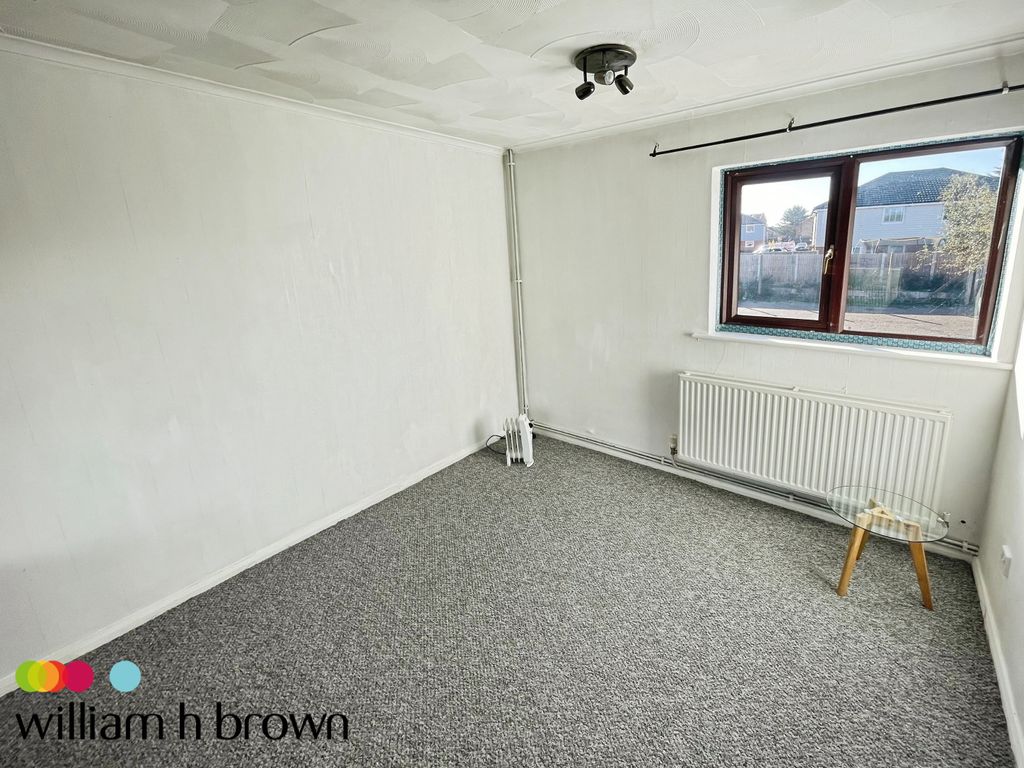 Property photo 3 of 7 View