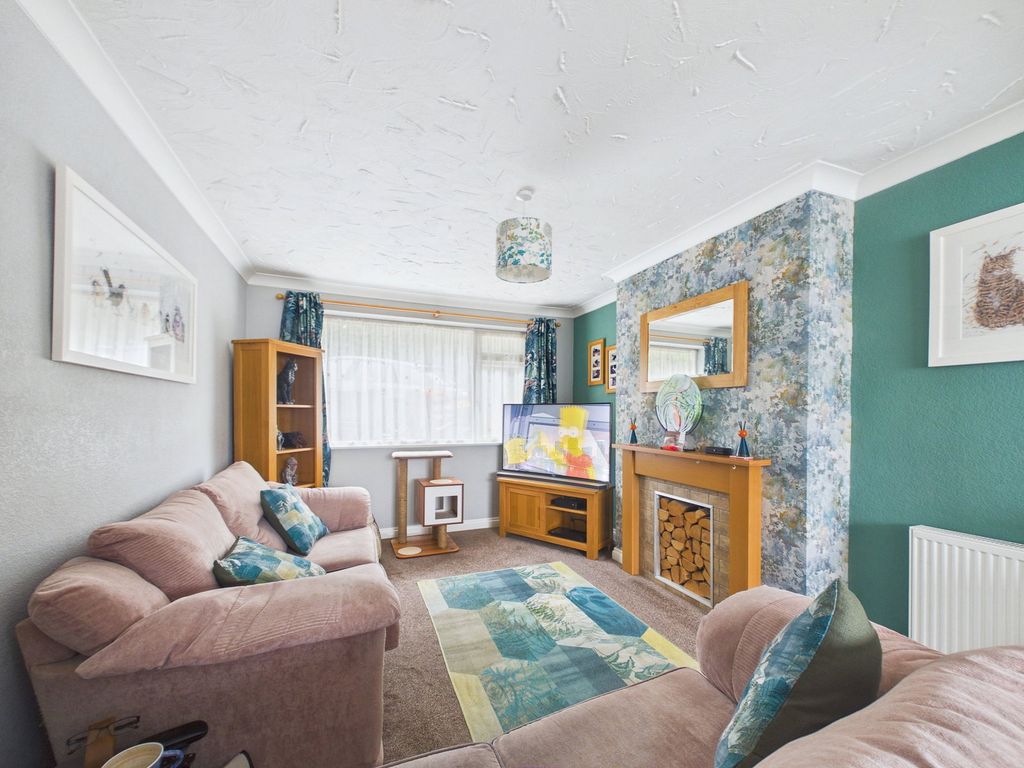 Property photo 2 of 21