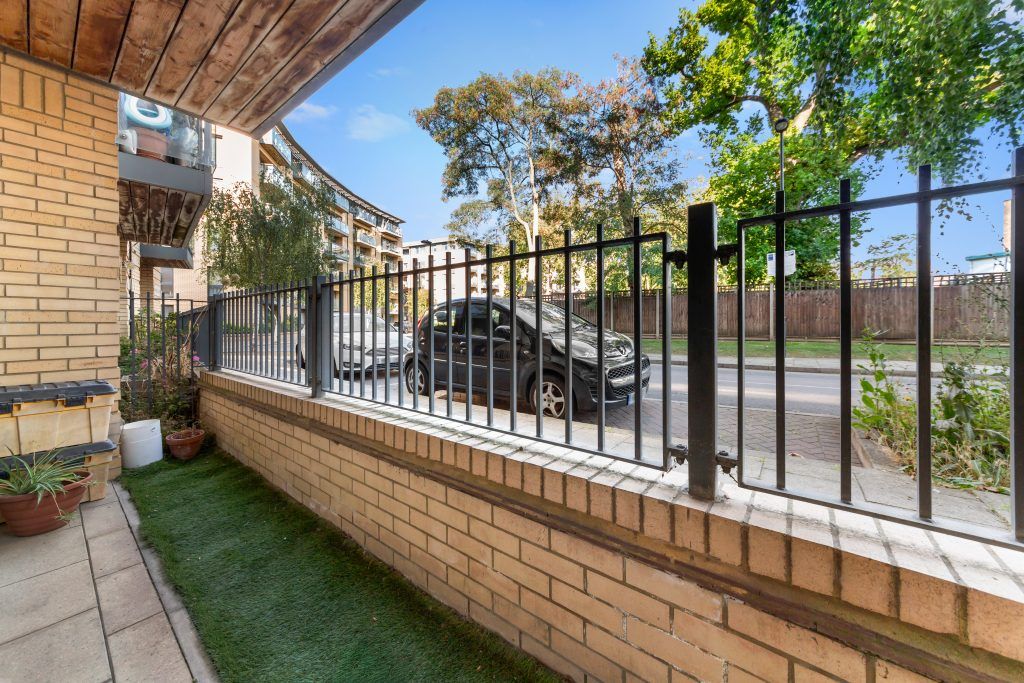 Property photo 3 of 12