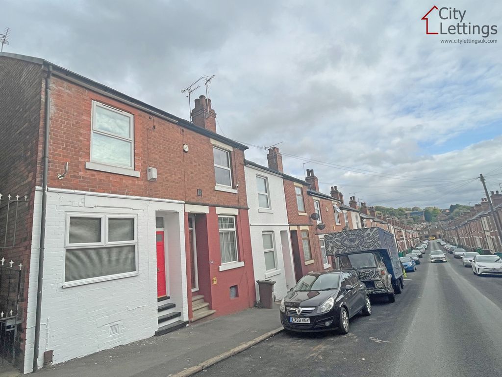 Property photo 2 of 15