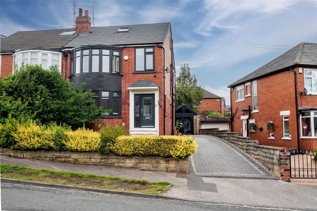 Property photo 1 of 16 4.Jpg