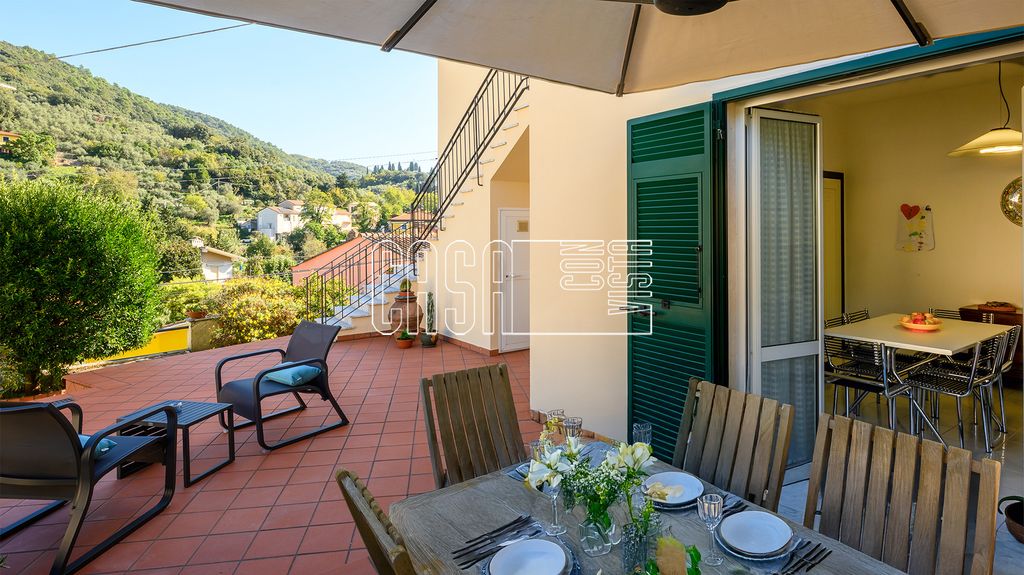 Property photo 2 of 52