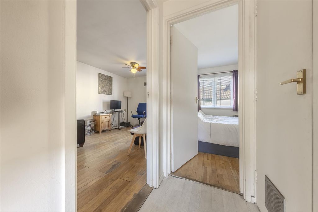 Property photo 2 of 10 Ba-8.Jpg