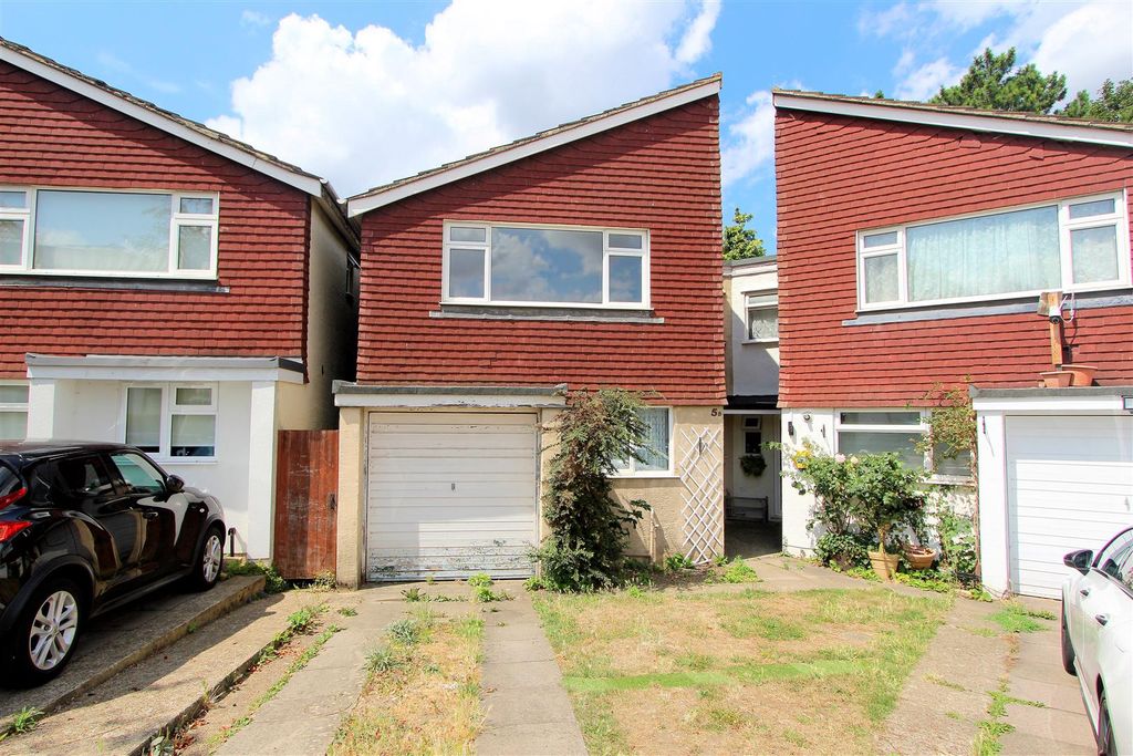 Property photo 1 of 16 Front.Jpg