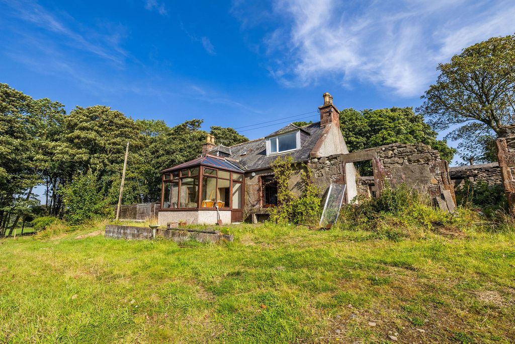 Property photo 2 of 14 Whitehill Alt Angle