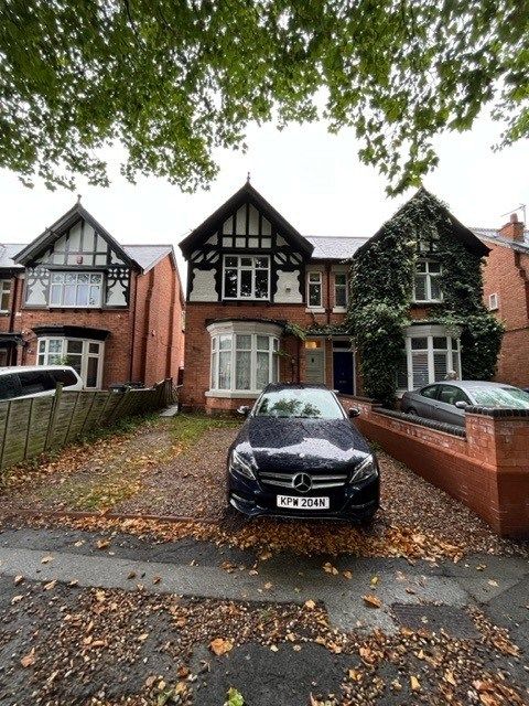 Property photo 1 of 22 4 Bed House To Rent Arden Road, Acocks Green B27