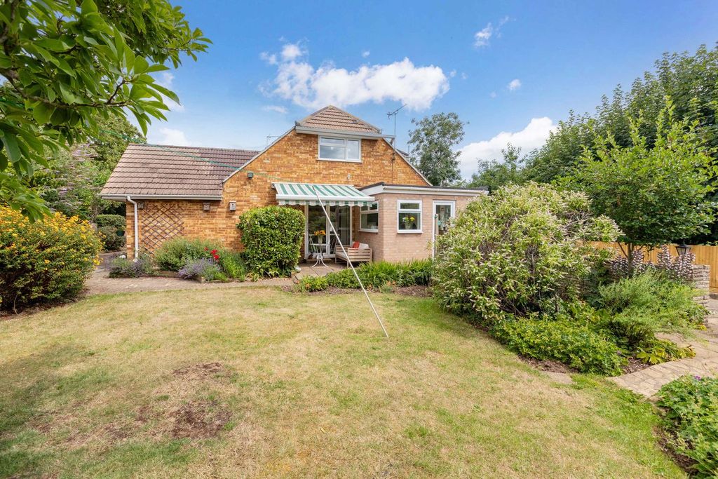 Property photo 1 of 21