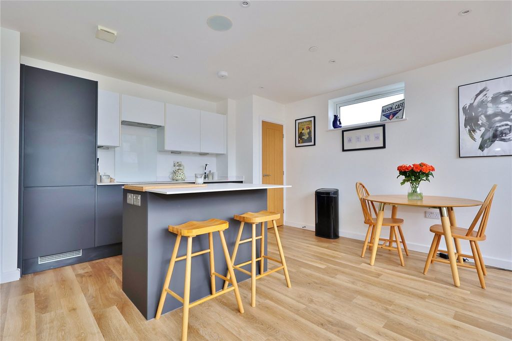 Property photo 3 of 18 Picture No. 07
