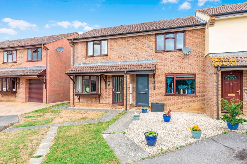 Property photo 1 of 12