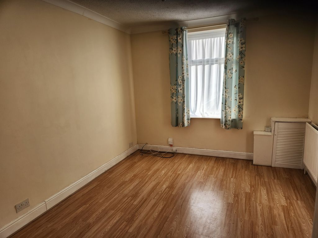 Property photo 2 of 9 Lounge Area