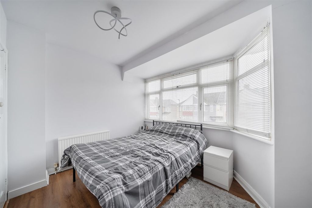 Additional image 8 of 4 bed end terrace house for saleSouthcote Avenue, Feltham TW13