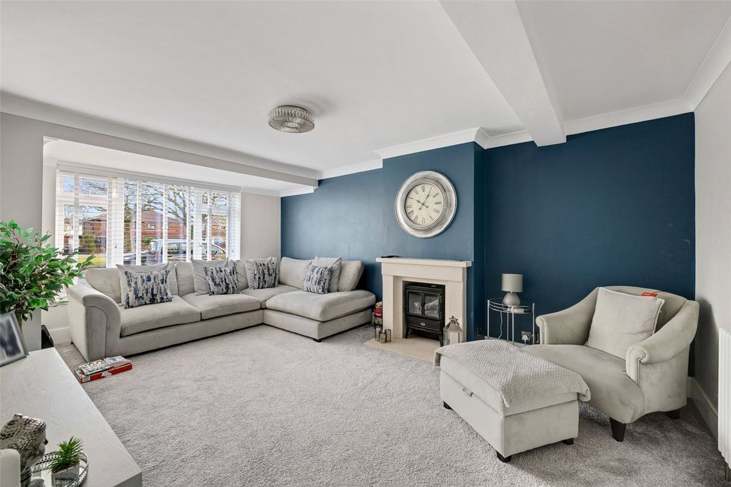 Property photo 2 of 25 Picture No. 18