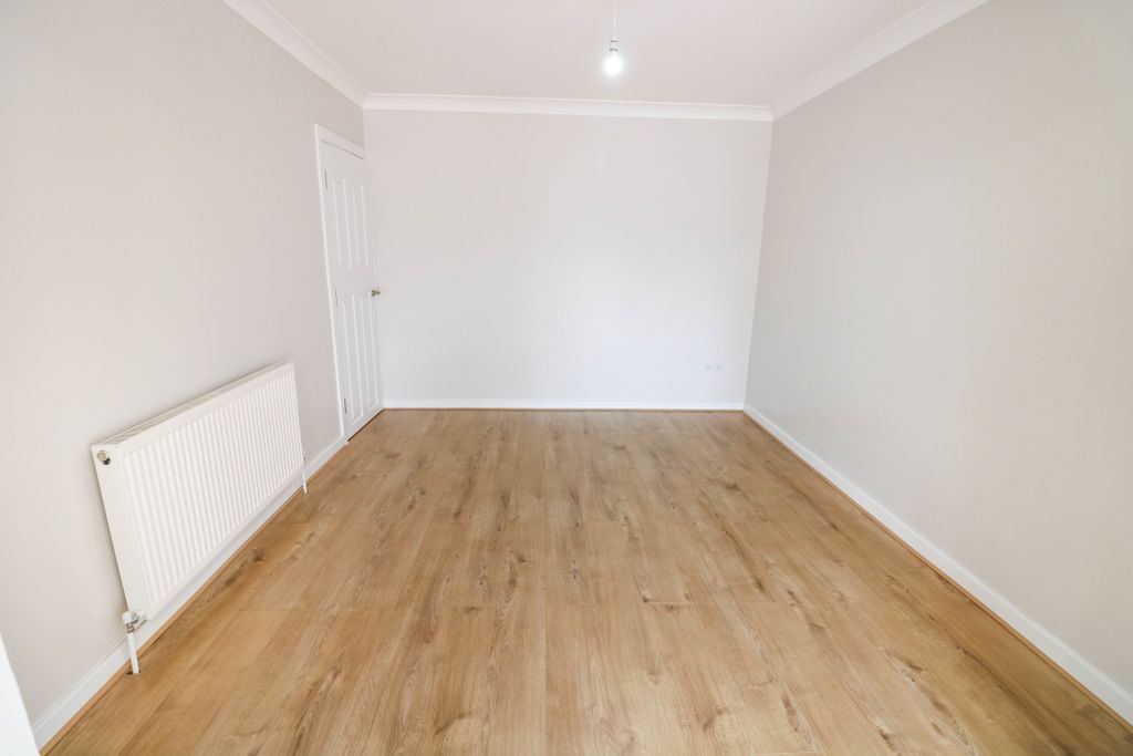 Property photo 3 of 10 Open Plan Dining Roo