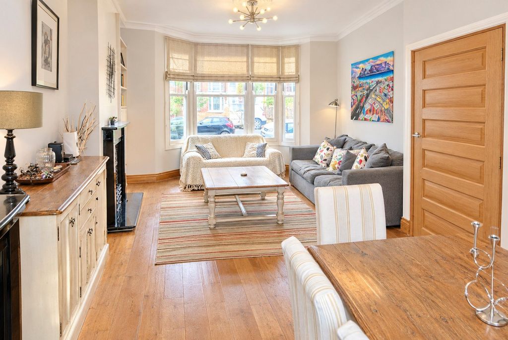 Property photo 2 of 13 Picture No. 31