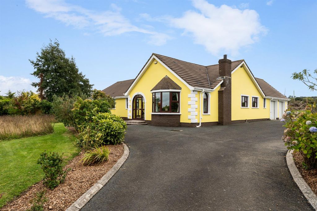 Property photo 3 of 44 38 Riverside Road 40.Jpg