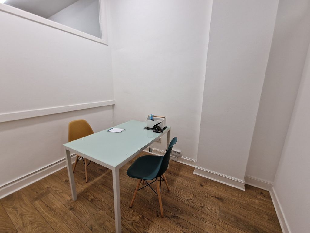 Property photo 3 of 4