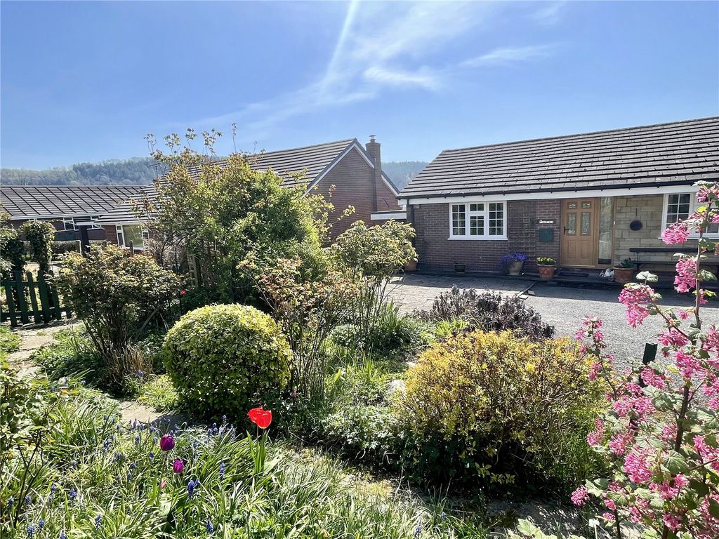 Property photo 2 of 20 Picture No. 41