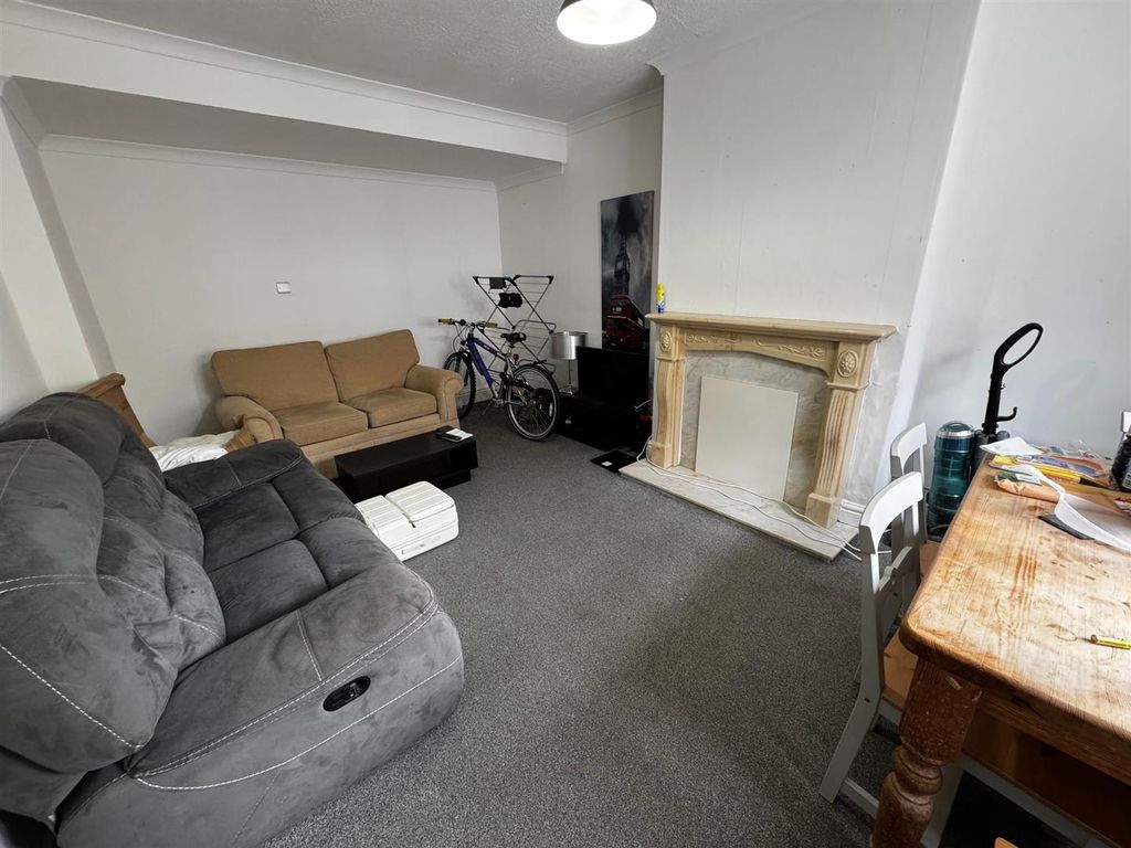 Property photo 2 of 17 Img_6364.Jpg