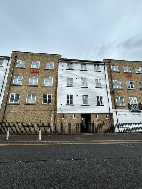 Property photo 1 of 6