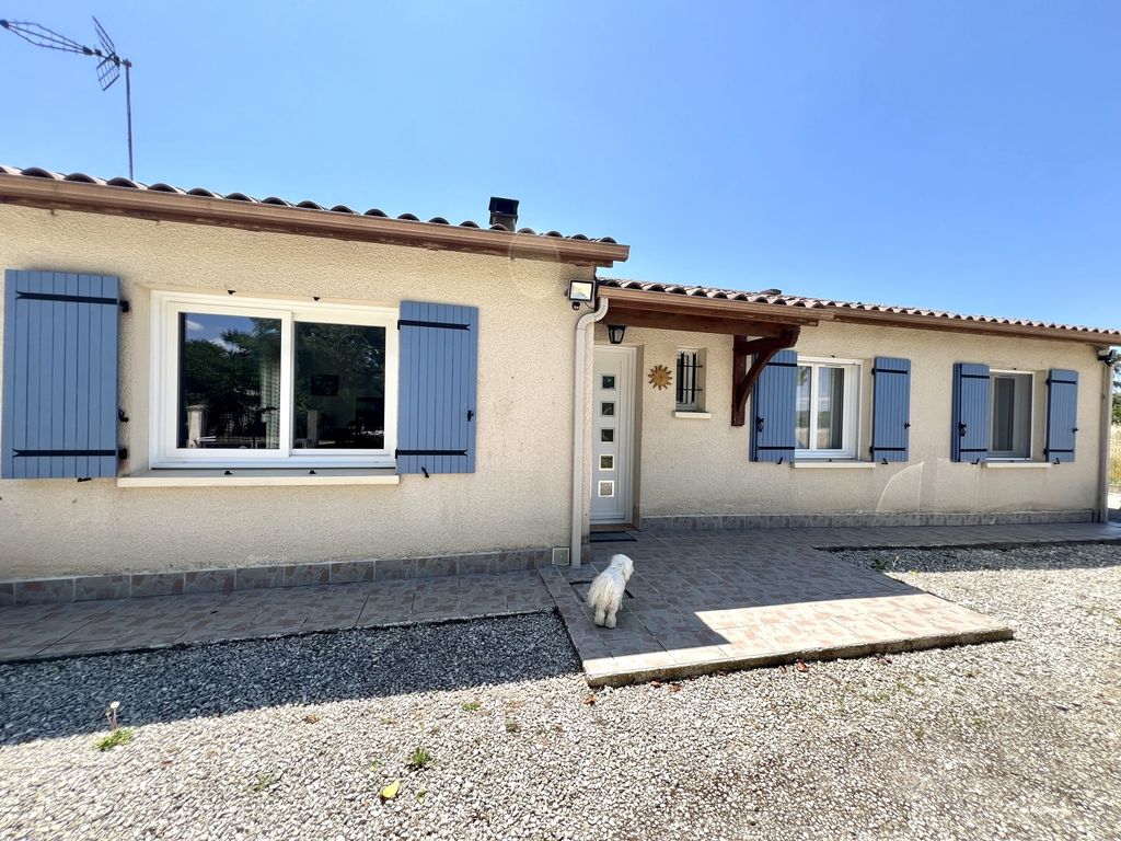 Property photo 1 of 17 Main Exterior View