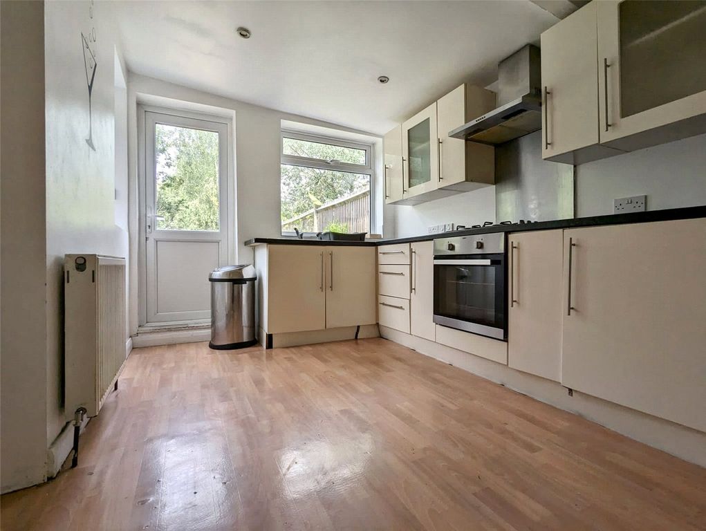Property photo 3 of 15 Picture No. 22
