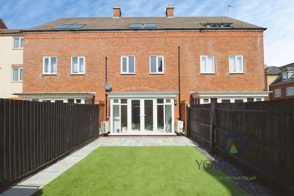 Property photo 3 of 7 Garden