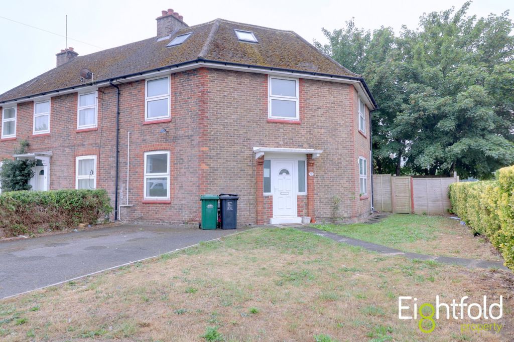 Property photo 2 of 17 Image