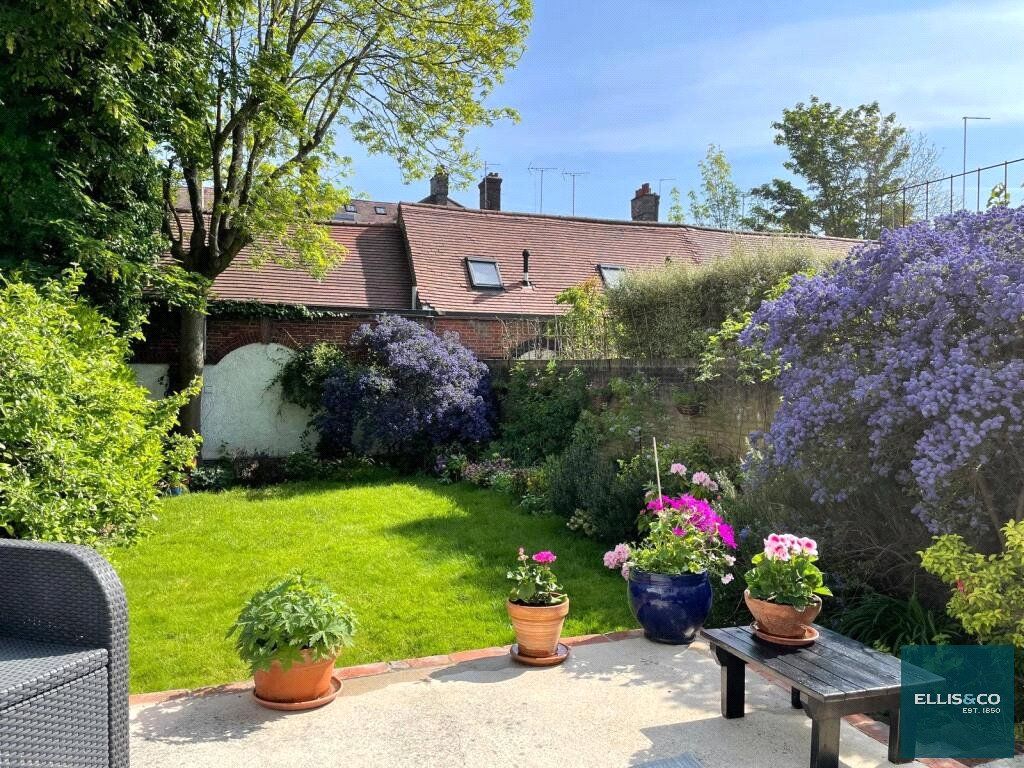 Property photo 3 of 17 Picture No. 13