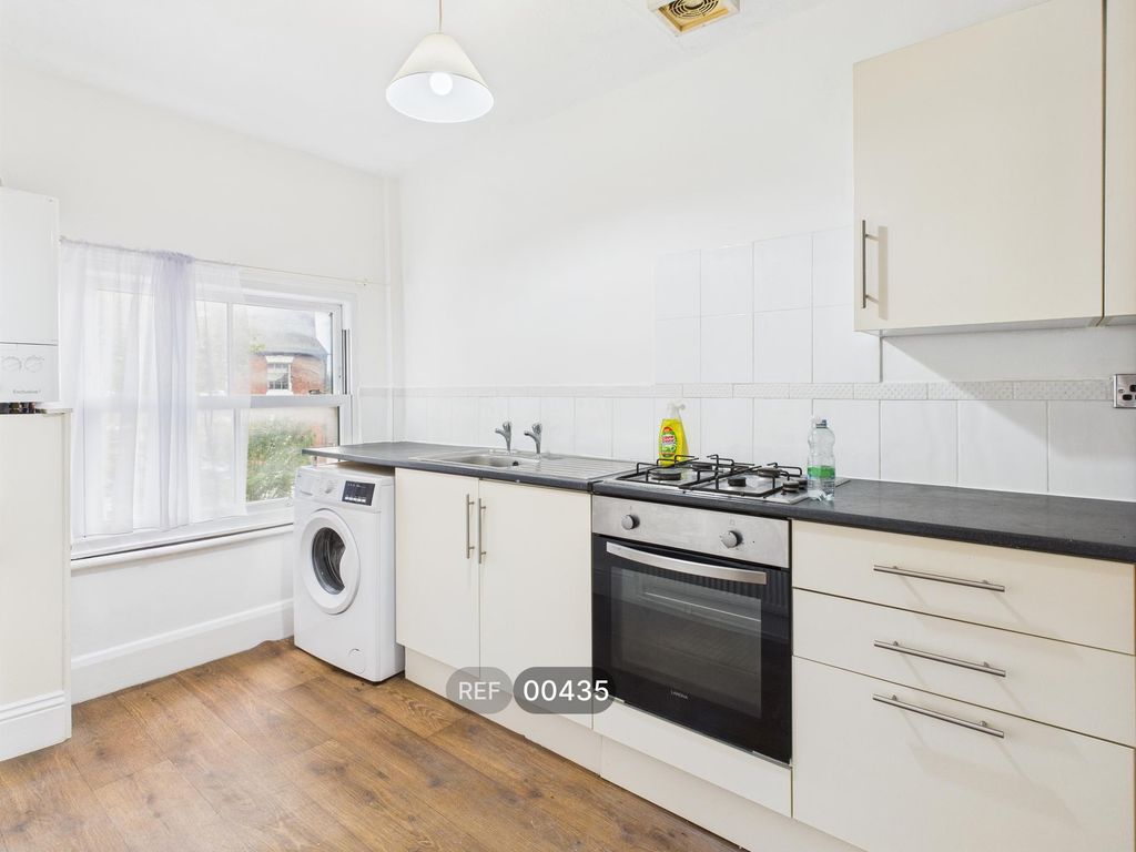 Property photo 1 of 16 Kitchen
