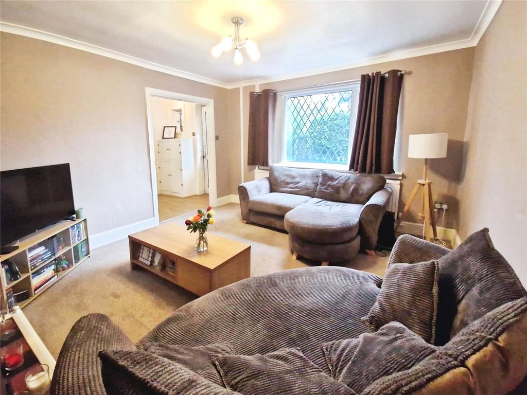 Property photo 2 of 17 Picture No. 06