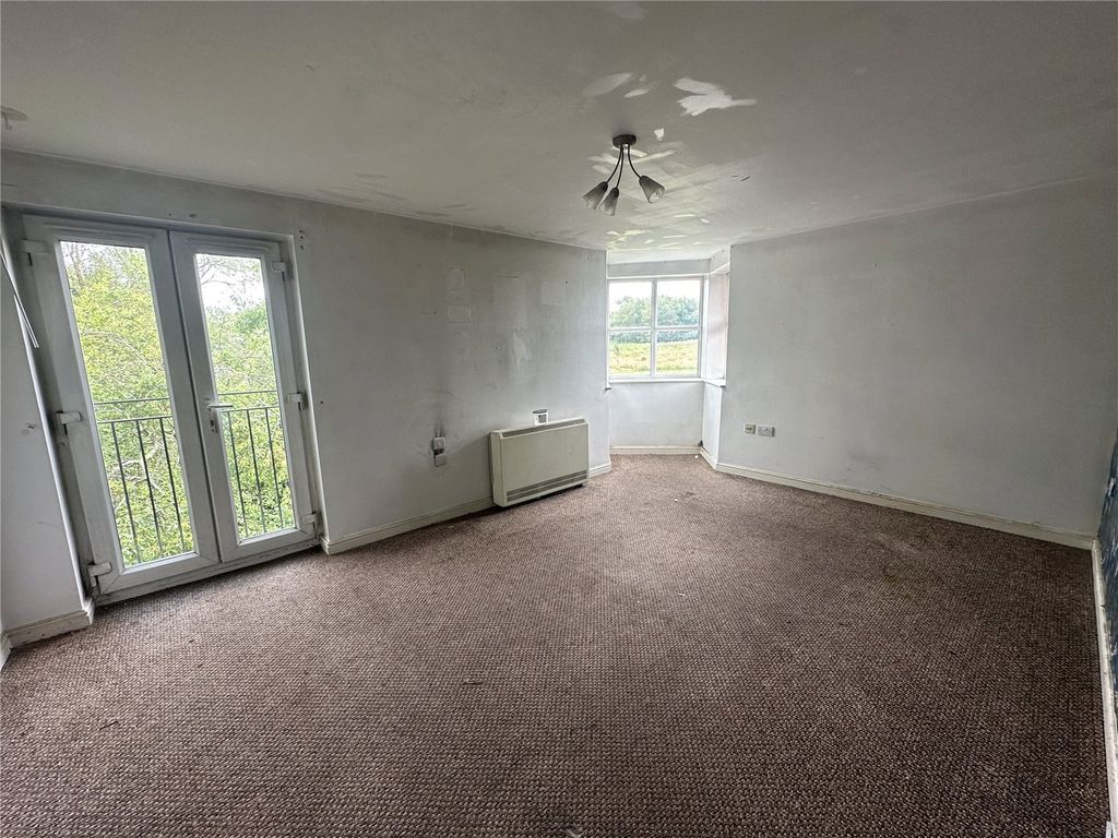 Property photo 2 of 11 Picture No. 02